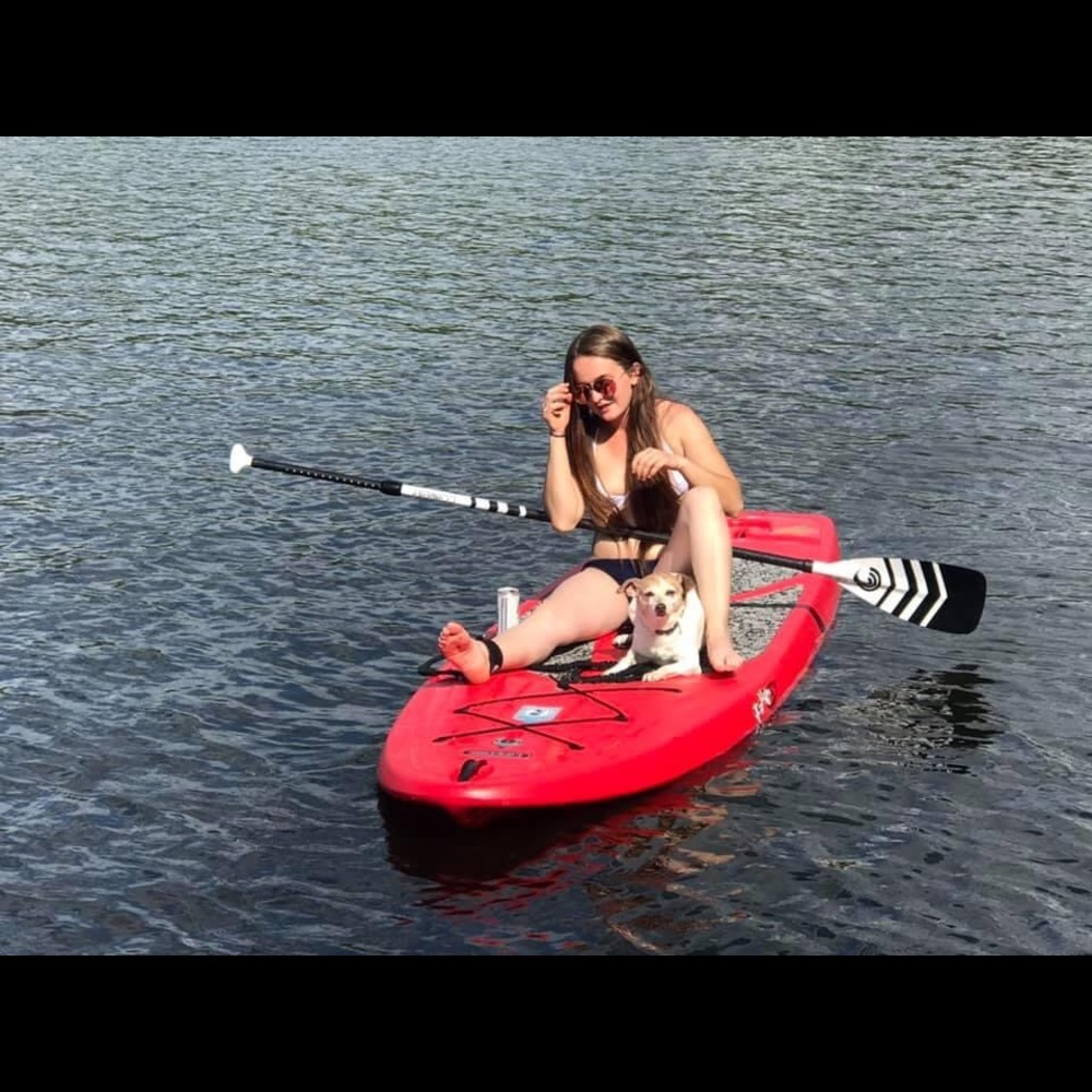 Meet your Posher, Alexis